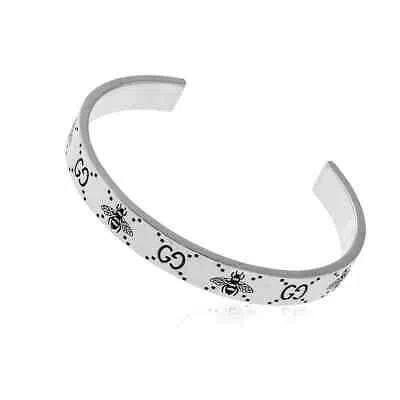 Pre-owned Gucci Gg And Bee Engraved Cuff Bracelet In Silver