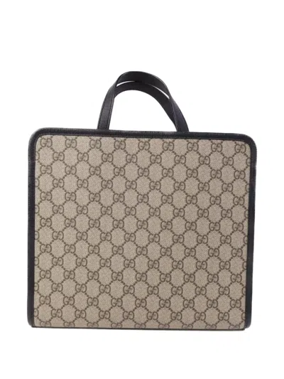 Pre-owned Gucci Gg Apple-patch Tote Bag In Neutral