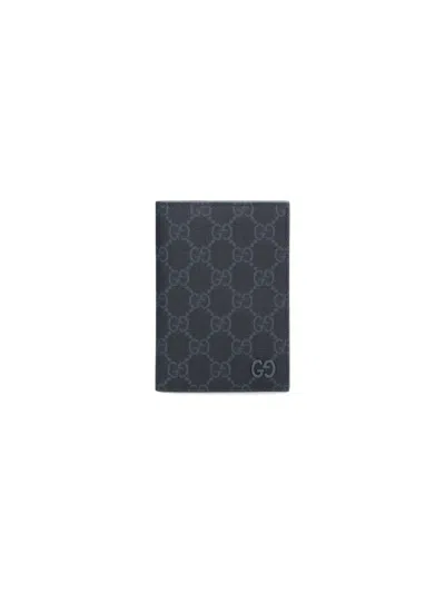 Gucci 'gg' Bi-fold Passport Holder In Black  