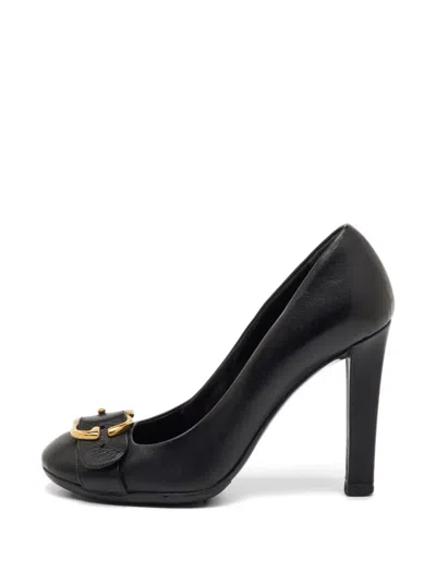 Pre-owned Gucci Gg Buckle Pumps In Black