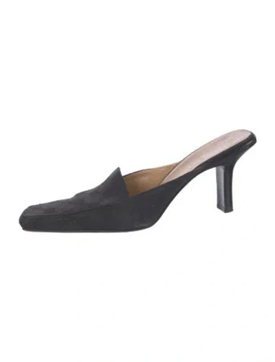 Pre-owned Gucci Gg Canvas Canvas Mules In Black