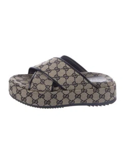 Pre-owned Gucci Gg Canvas Canvas Slides