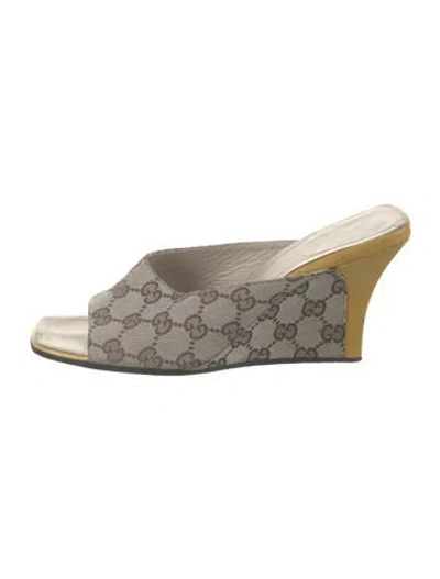 Pre-owned Gucci Gg Canvas Canvas Slides In Brown