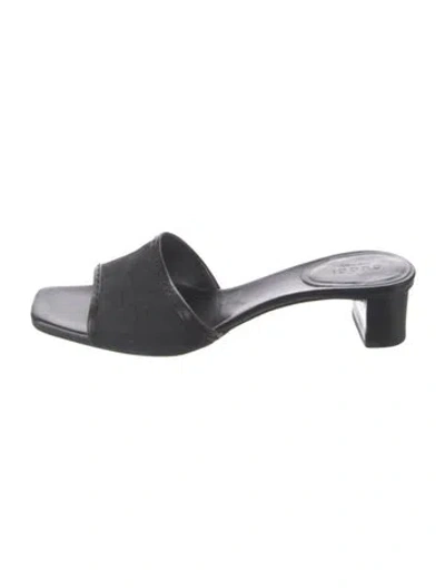 Pre-owned Gucci Gg Canvas Jacquard Slides In Black