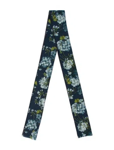 Pre-owned Gucci Gg Canvas Scarf In Blue