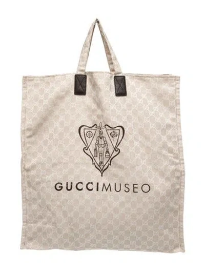 Pre-owned Gucci Gg Canvas Tote In Neutral