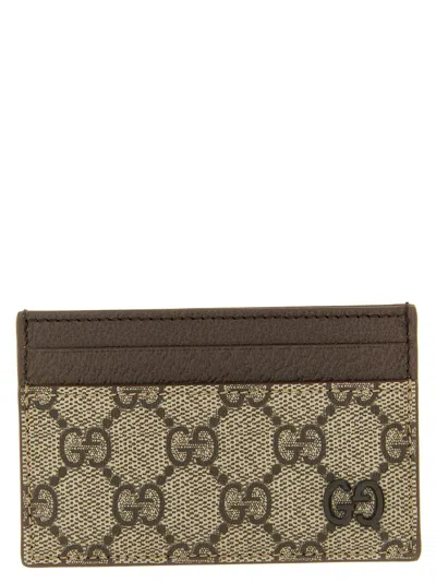 Gucci Gg Card Holder In Brown