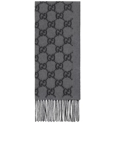 Gucci Gg Cashmere Scarf In Gray