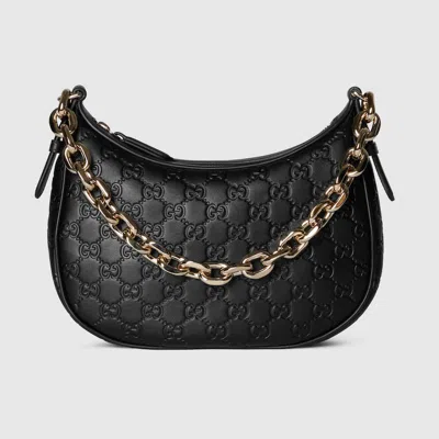 Gucci Gg Emblem Medium Shoulder Bag In Black