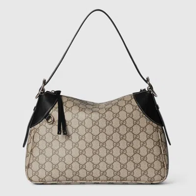 GUCCI GUCCI GG EMBLEM MEDIUM SHOULDER BAG