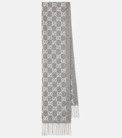 Gucci Gg Fringed Cashmere Scarf In Gray
