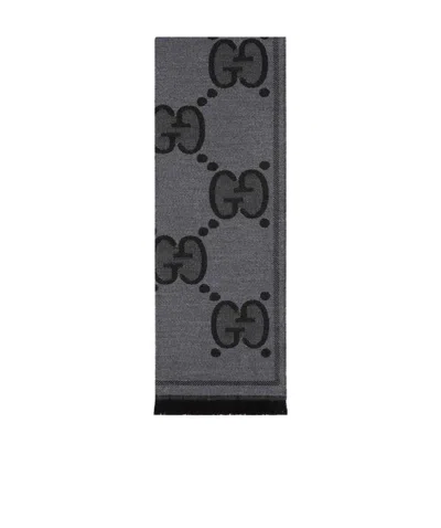 Gucci Gg Jacquard Scarf In Black