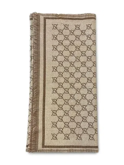 Gucci Gg-jacquard Scarf In Brown