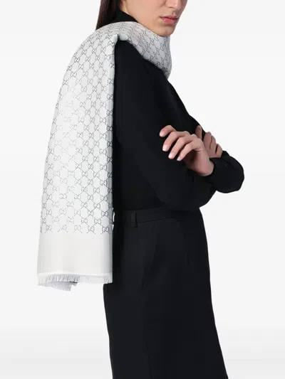 Gucci Gg-jacquard Scarf In White