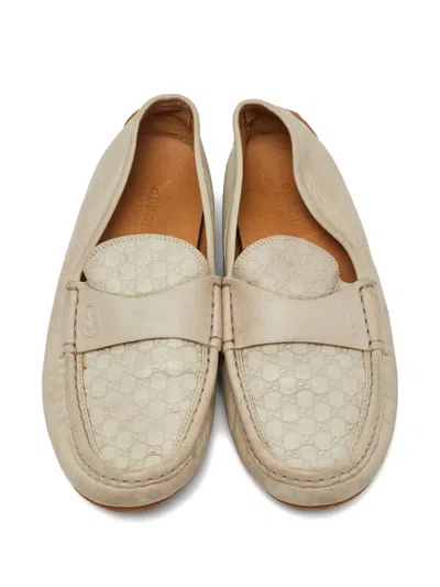 Pre-owned Gucci Gg Leather Loafers In Neutral