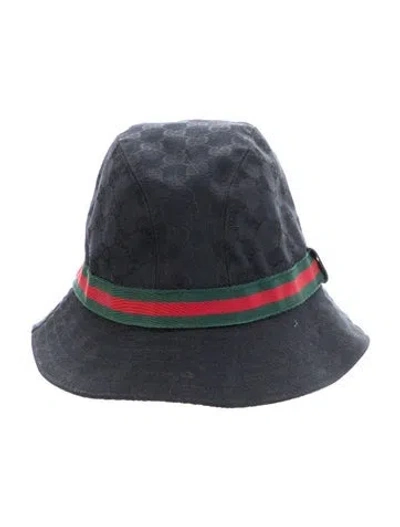 Pre-owned Gucci Gg Logo Bucket Hat In Black