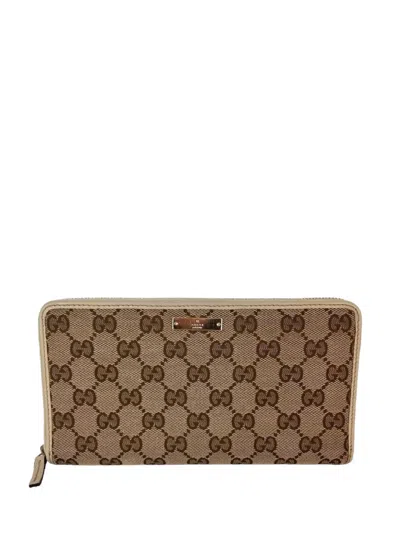 Pre-owned Gucci Gg Logo Canvas Wallet In Neutral