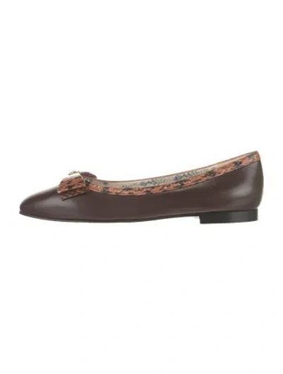 Pre-owned Gucci Gg Logo Leather Ballet Flats In Brown