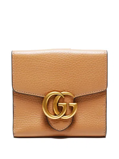 Pre-owned Gucci Gg Logo Leather Wallet In Neutral