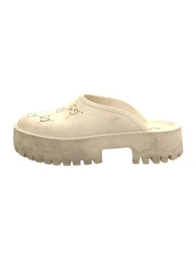 Pre-owned Gucci Gg Logo Rubber Mules In Neutral