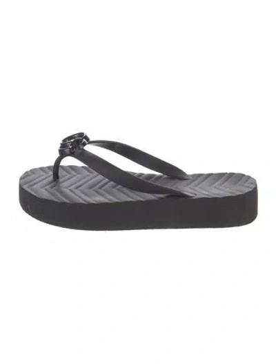 Pre-owned Gucci Gg Logo Rubber Slides In Black