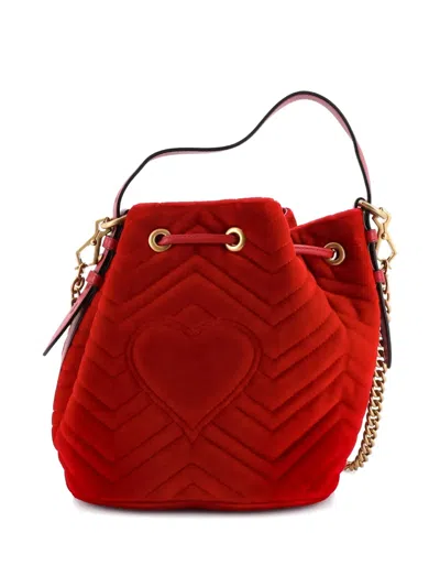 Pre-owned Gucci Gg Marmont Matelasse Velvet Small Bucket Bag In Red