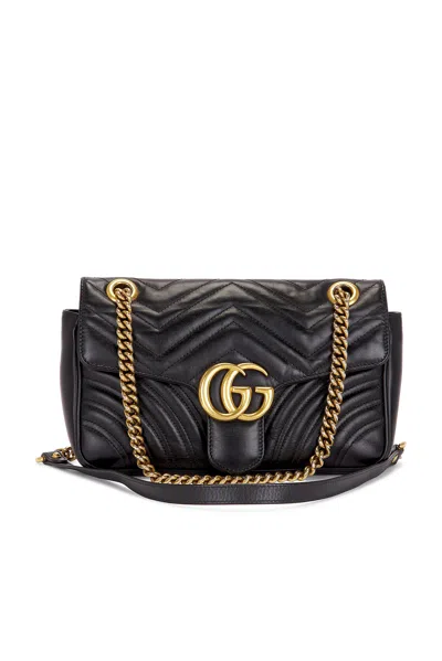 Pre-owned Gucci Gg Marmont Shoulder Bag In Black