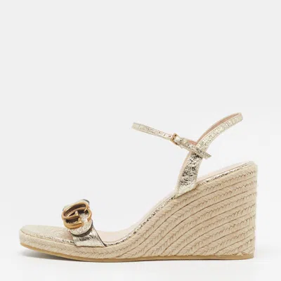 Pre-owned Gucci Gg Marmont Size 40 Gold Foil Leather Wedge Sandals