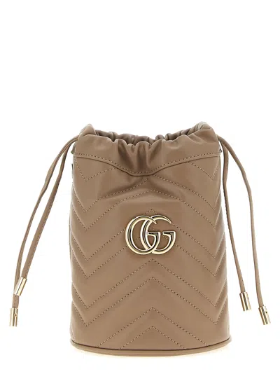 Gucci Gg Marmont Small Bucket Bag In Neutral