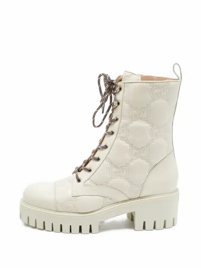 Pre-owned Gucci Gg Matelassé Leather Combat Boots In White