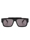 Gucci Gg-monogram Rectangle-frame Sunglasses In 灰色