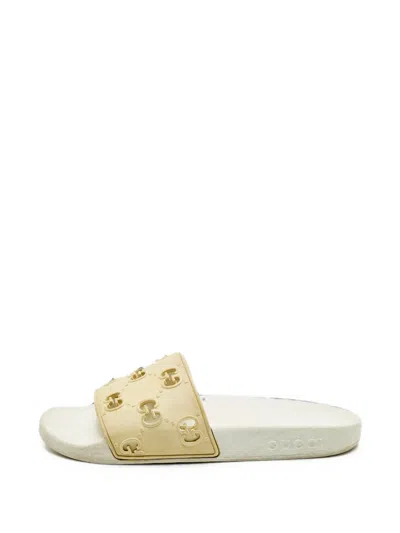Pre-owned Gucci Gg Motif Pool Slides In Neutral