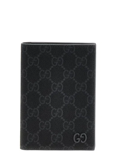Gucci Gg Passport Holder In Black