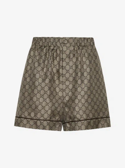 Gucci Gg Print Silk Shorts In Camel,ebony