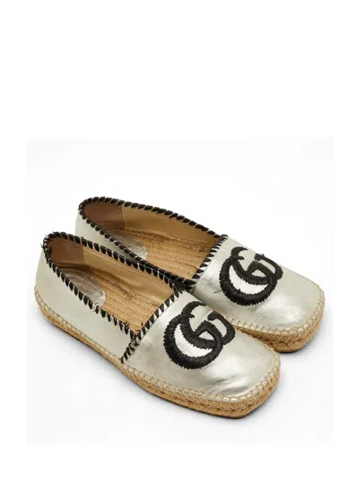 Pre-owned Gucci Gg Raffia Espadrilles In Silver