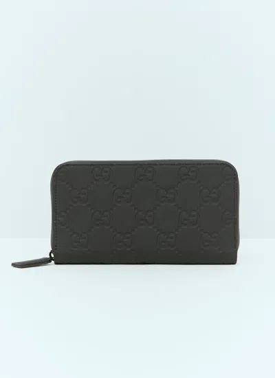 Gucci Gg Rubber-effect Wallet In Black