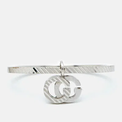 Pre-owned Gucci Gg Running 18k White Gold Charm Ring Size 56