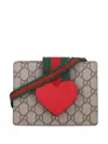 Gucci Gg Shoulder Bag In Neutrals