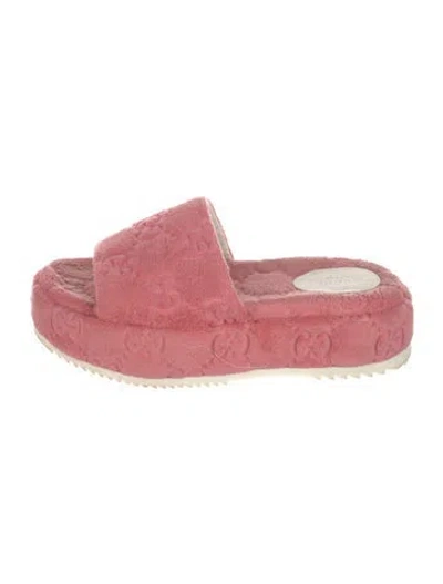 Pre-owned Gucci Gg Signature Terry Cloth Slides In Pink