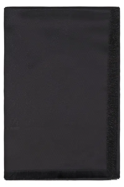 Gucci Gg Silk Wool Shawl In Black