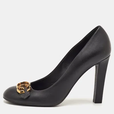 Pre-owned Gucci Gg Size 38.5 Black Leather Round Toe Pumps