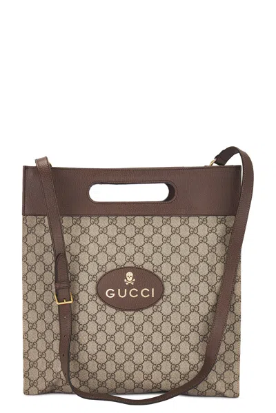 Gucci Gg Supreme 2 Way Tote Bag In Brown