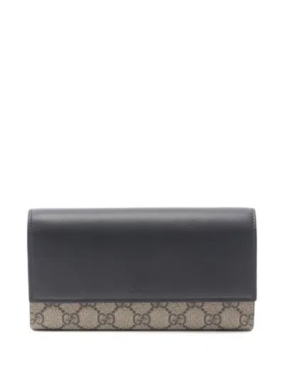 Pre-owned Gucci Gg Supreme Bi-fold Long Wallet In Black
