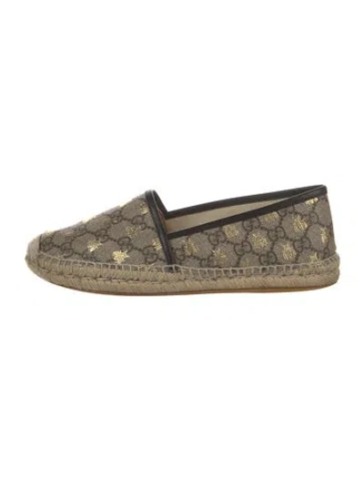 Pre-owned Gucci Gg Supreme Canvas Espadrilles In Gold