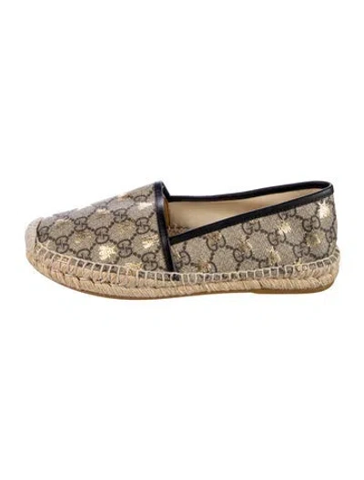 Pre-owned Gucci Gg Supreme Canvas Espadrilles In Neutral