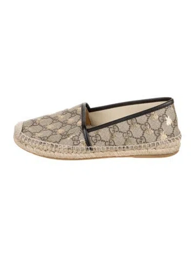 Pre-owned Gucci Gg Supreme Canvas Espadrilles In Neutrals