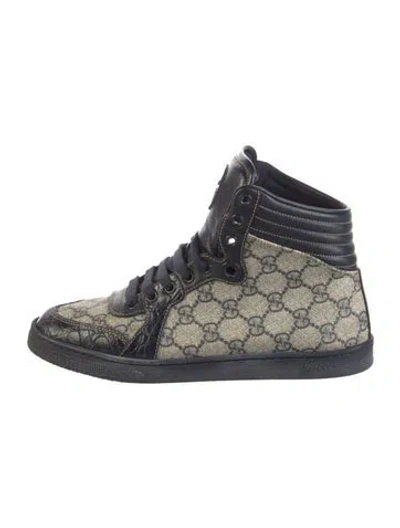 Pre-owned Gucci Gg Supreme Canvas Sneakers In Neutral