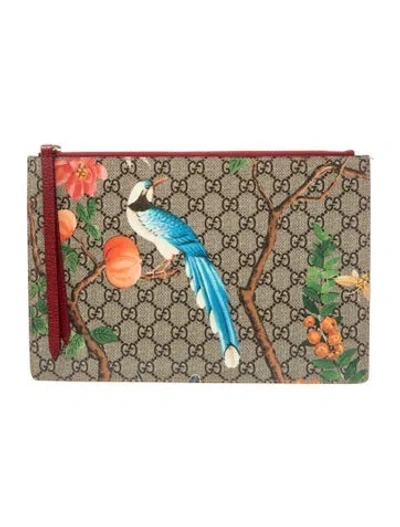 Pre-owned Gucci Gg Supreme Clutch Large In Brown