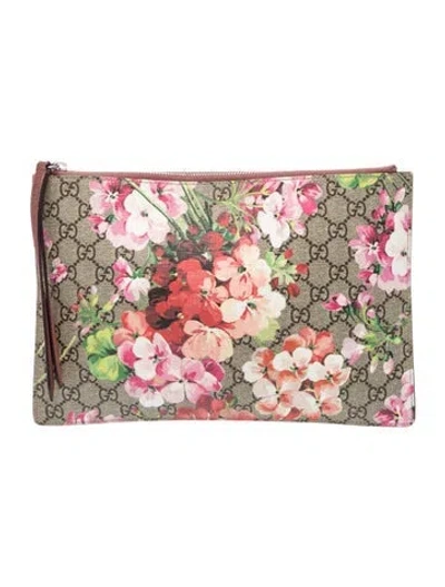 Pre-owned Gucci Gg Supreme Clutch In Multi