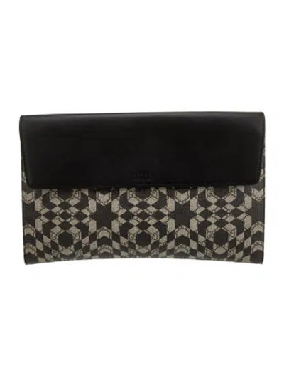 Pre-owned Gucci Gg Supreme Clutch In Neutral